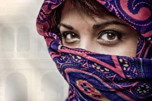 middle-eastern woman, Persian Translation Services